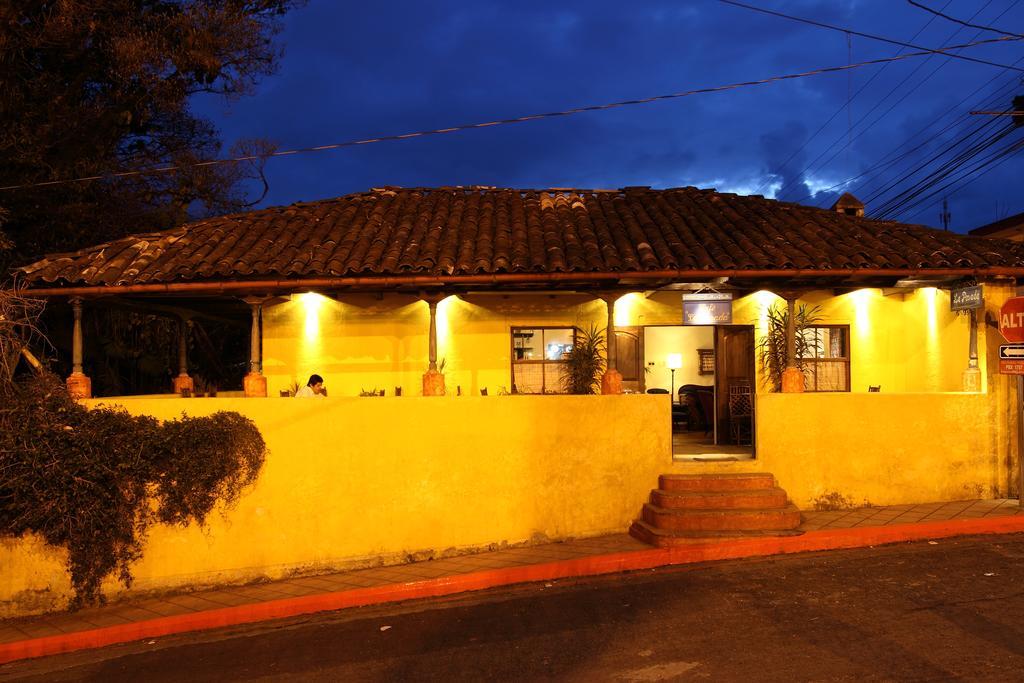 La Posada Coban Exterior photo